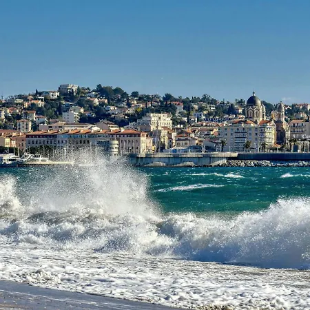Apartment Les Bougainvilliers By Interhome Saint-Raphael (Var)